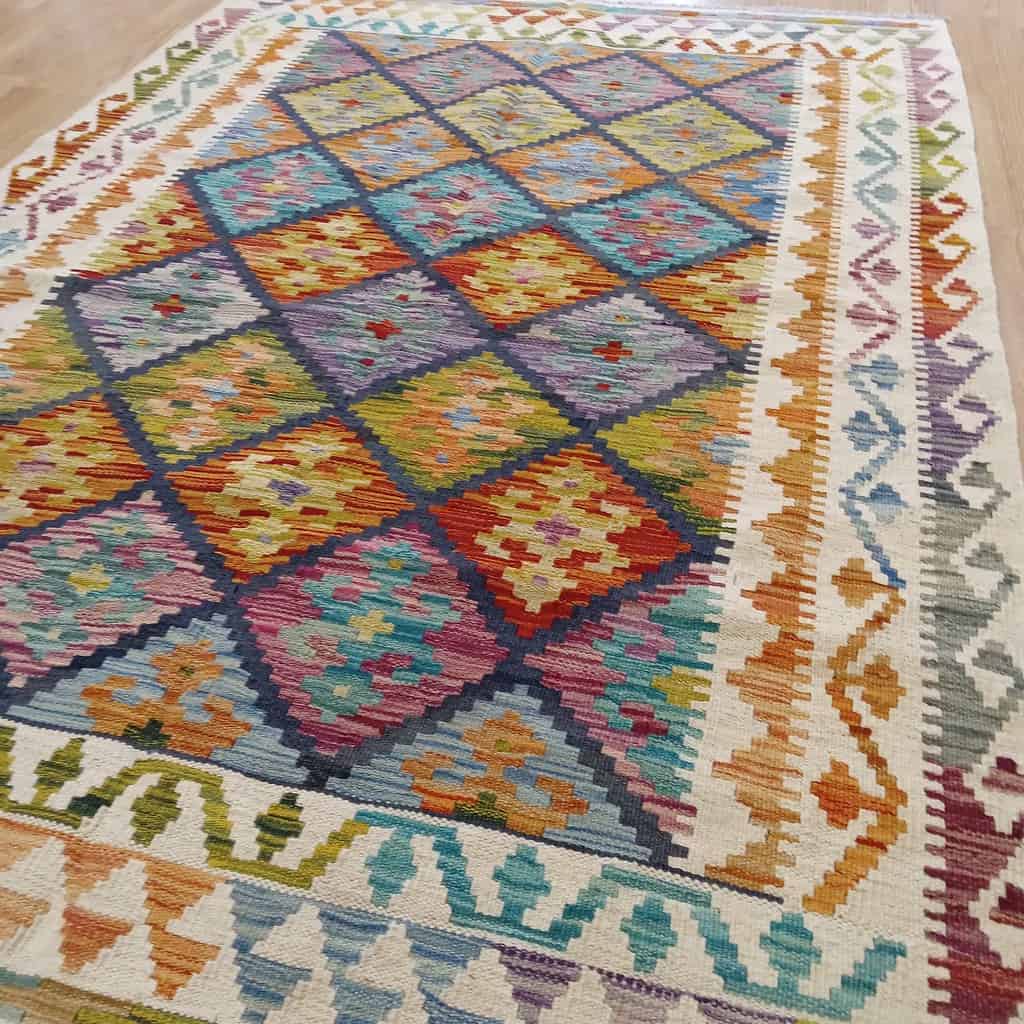 Afghan Kundoz Kilim