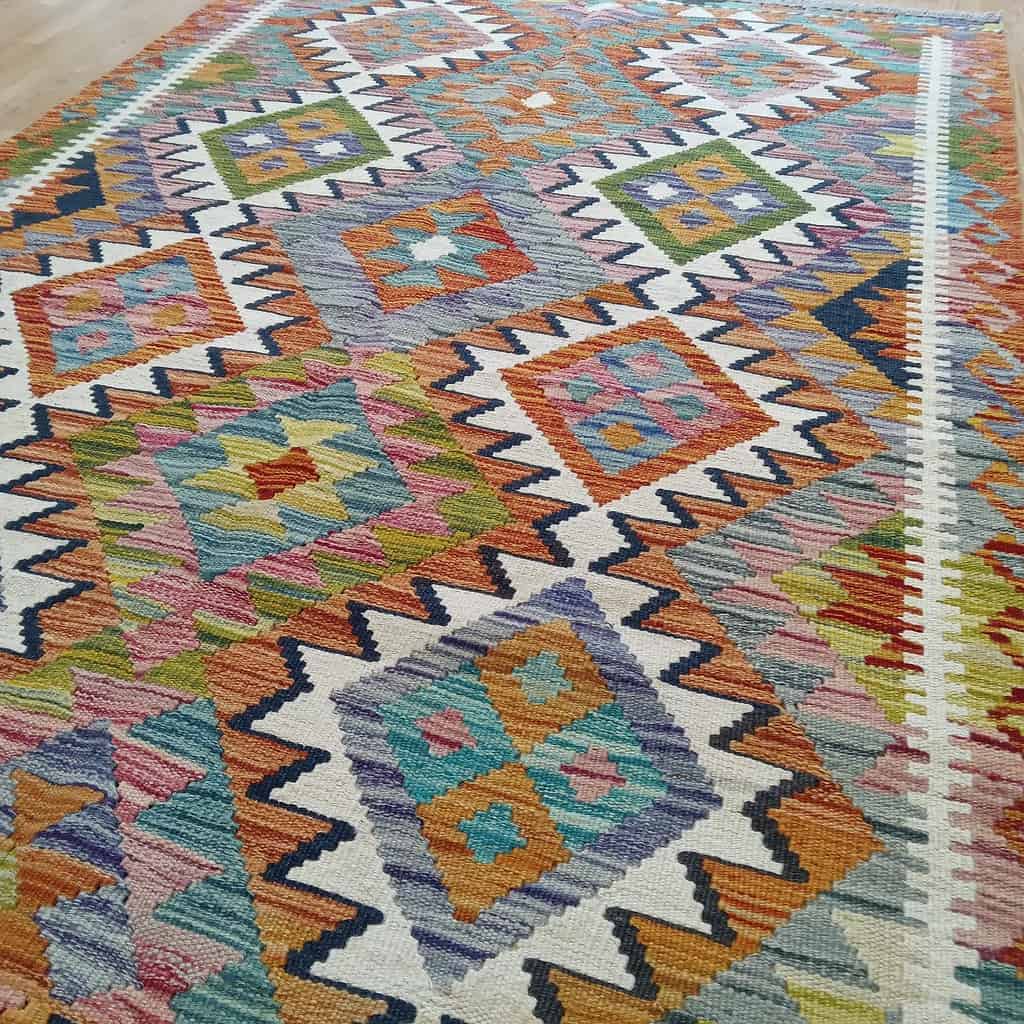 Afghan Kundoz Kilim