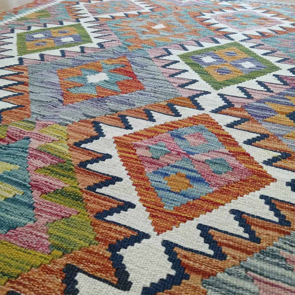 Afghan Kundoz Kilim